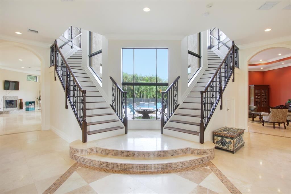 Photo of 7635 155th Place Pl N, Palm Beach Gardens, FL 33418 (MLS # R10806643)