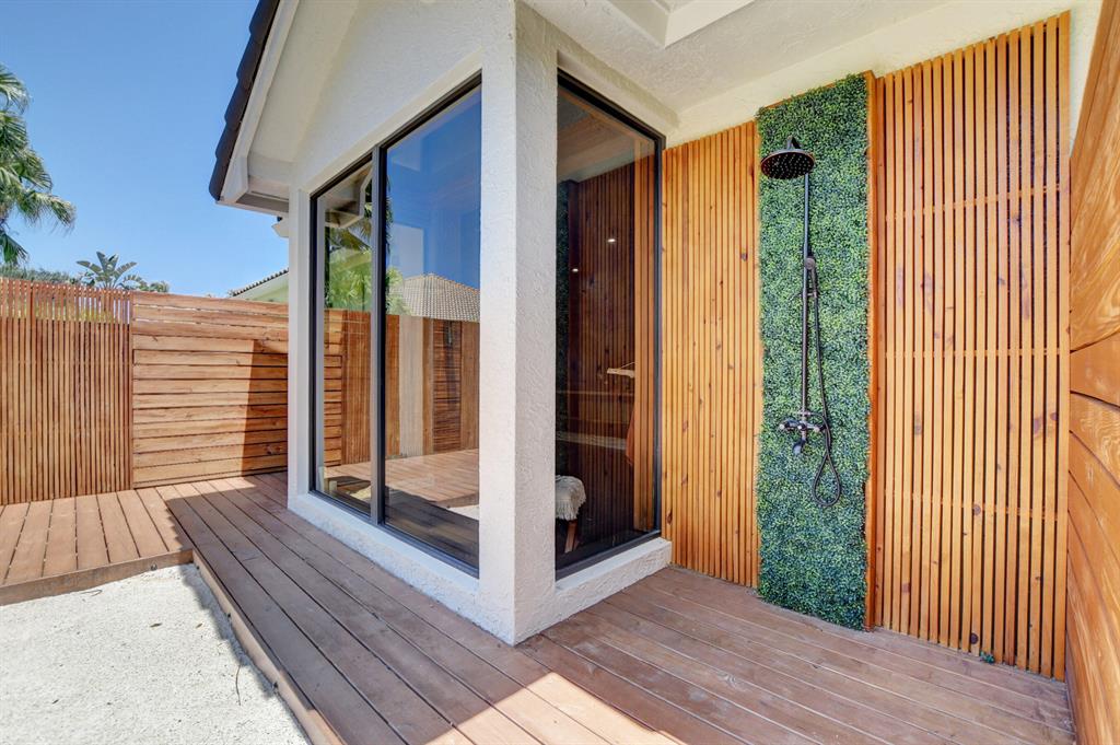 TANGLEWOOD ARVIDA COUNTRY - Residential