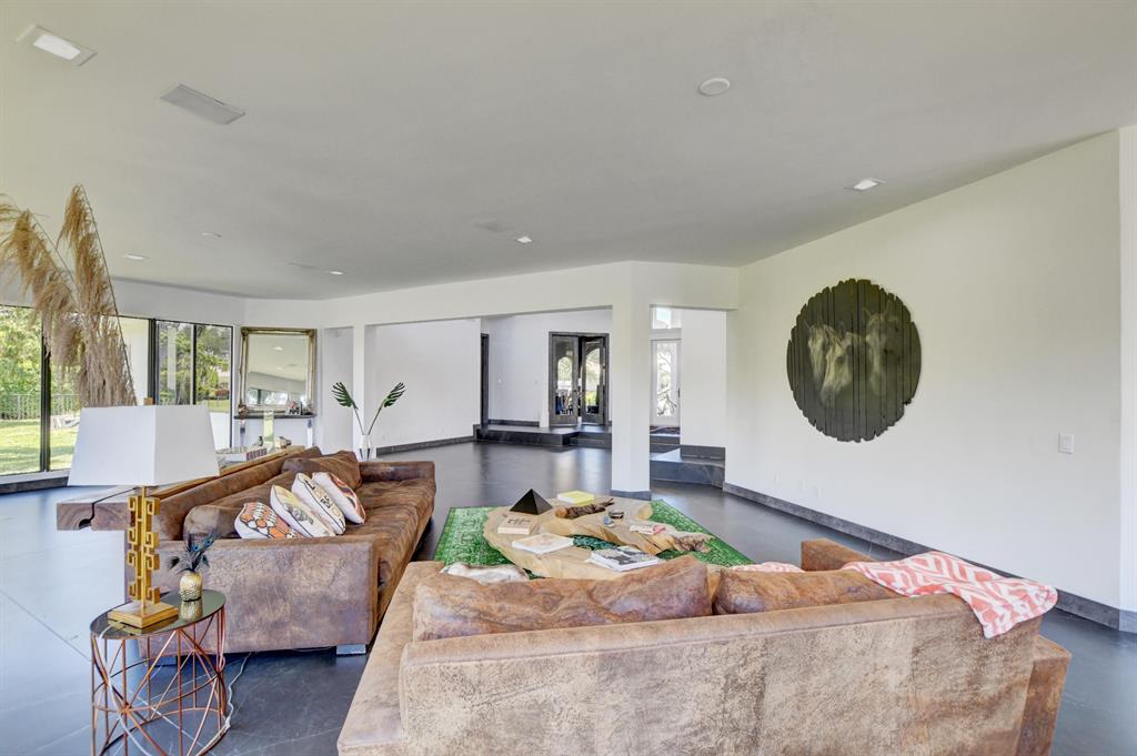 TANGLEWOOD ARVIDA COUNTRY - Residential