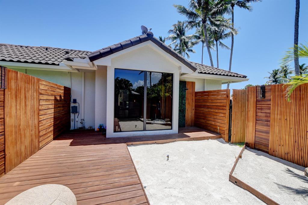 TANGLEWOOD ARVIDA COUNTRY - Residential