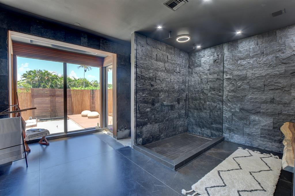 TANGLEWOOD ARVIDA COUNTRY - Residential