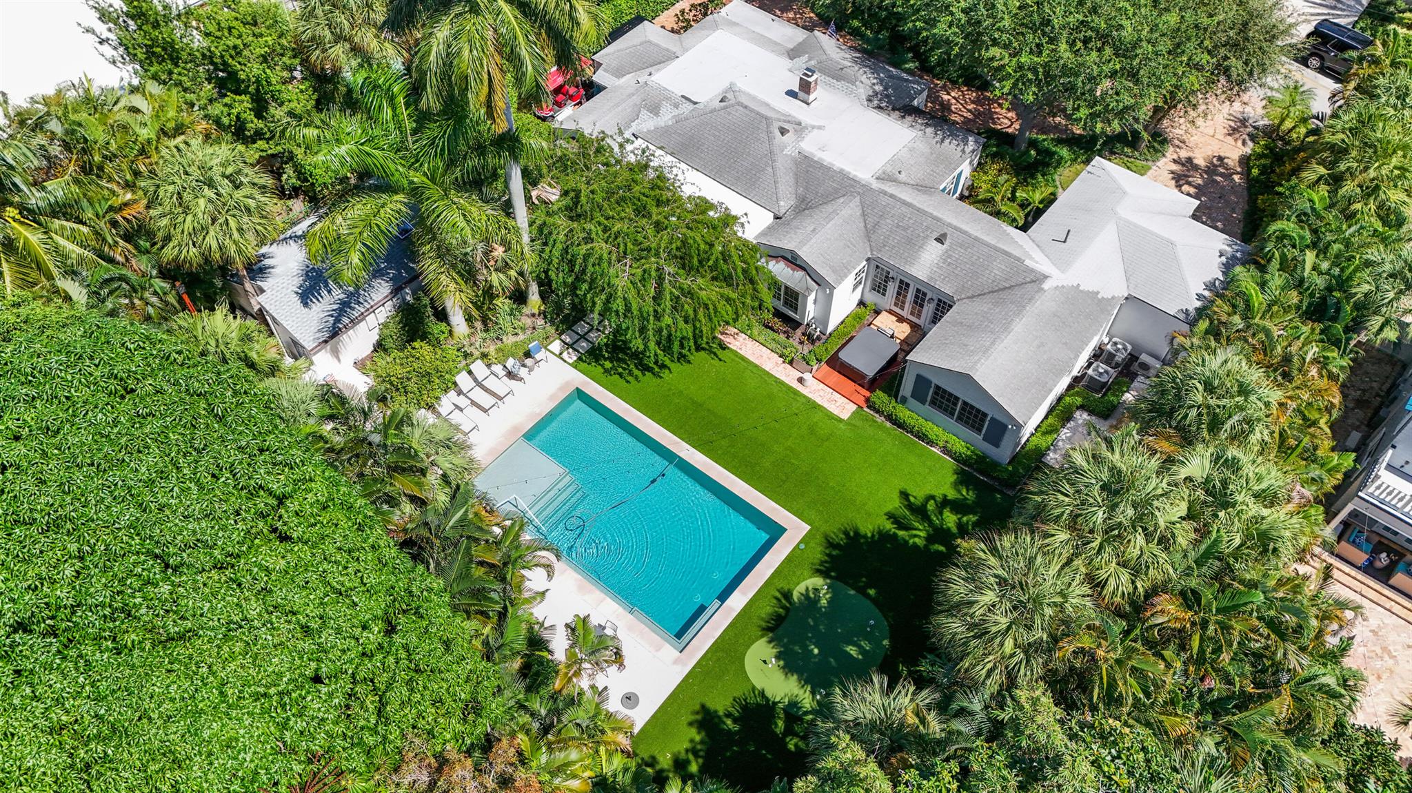 HOFMAN VILLAGE - Residential