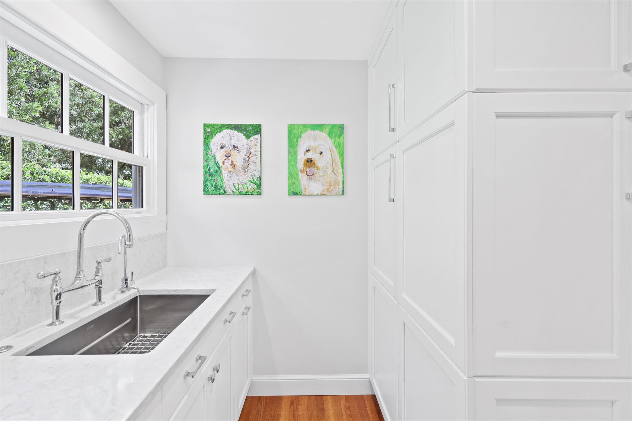 HOFMAN VILLAGE - Residential