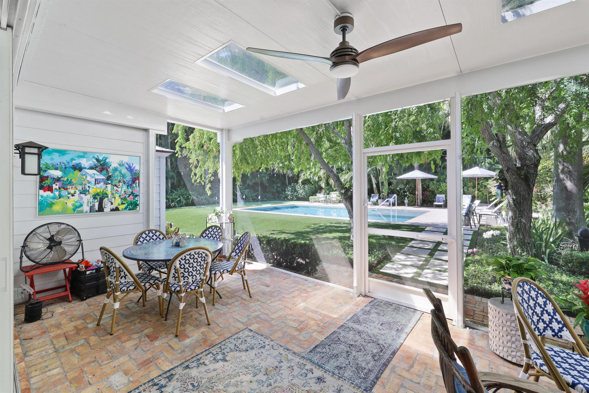 HOFMAN VILLAGE - Residential