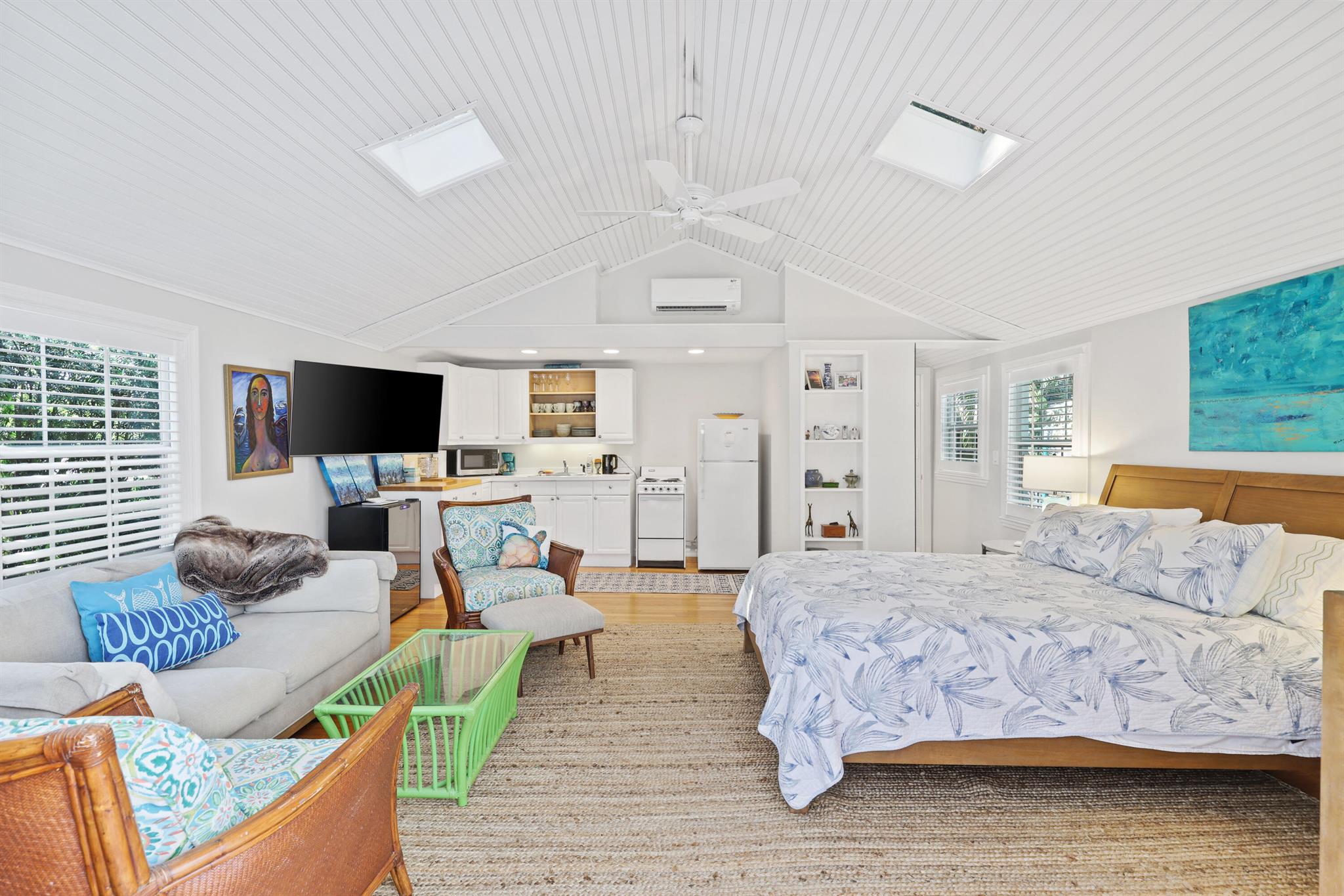 HOFMAN VILLAGE - Residential