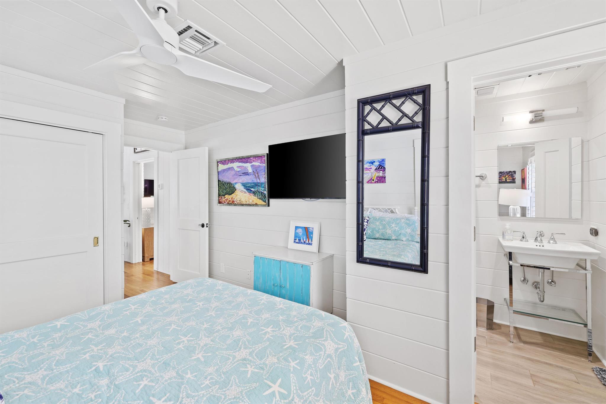 HOFMAN VILLAGE - Residential