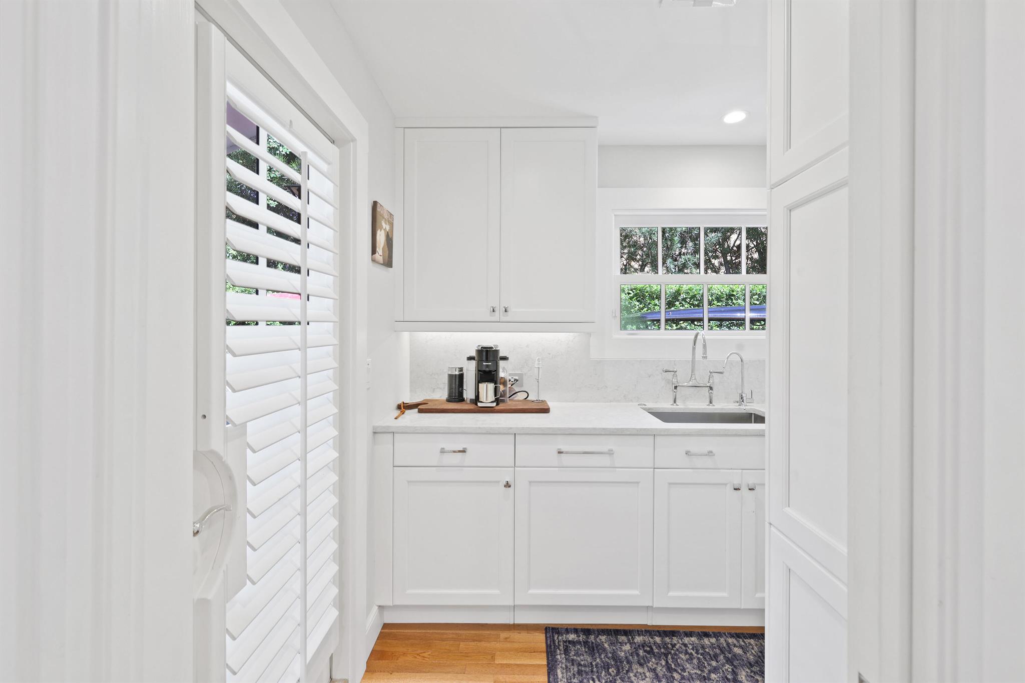 HOFMAN VILLAGE - Residential