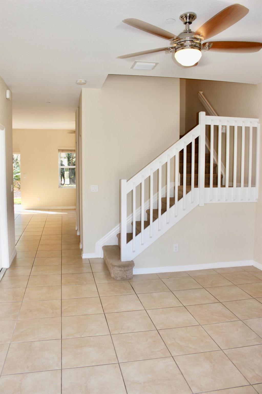 116 SW Otter Run Place