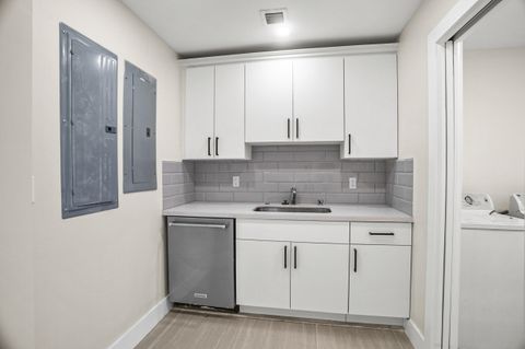 Tiny photo for 5496 NE 22nd Avenue, Fort Lauderdale, FL 33308 (MLS # B26019499)
