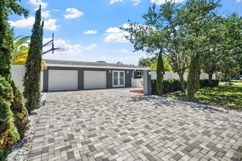 Tiny photo for 5496 NE 22nd Avenue, Fort Lauderdale, FL 33308 (MLS # B26019499)