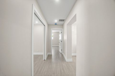 Tiny photo for 5496 NE 22nd Avenue, Fort Lauderdale, FL 33308 (MLS # B26019499)