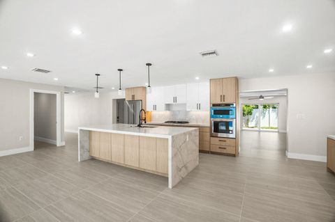 Tiny photo for 5496 NE 22nd Avenue, Fort Lauderdale, FL 33308 (MLS # B26019499)