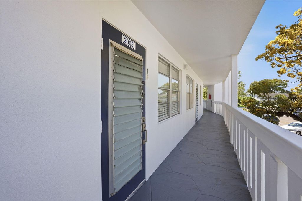 Photo of 2005 Newport G, Deerfield Beach, FL 33442 (MLS # B26006962)