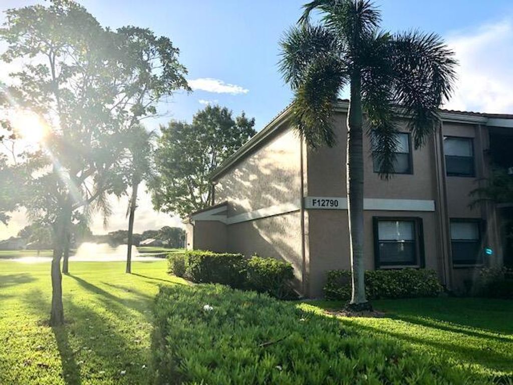Photo of 12790 Briarlake Drive #101, West Palm Beach, FL 33418 (MLS # R10874177)