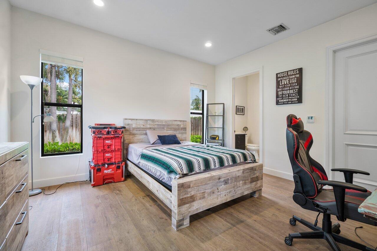 LAKE SHORE ESTATES - Residential