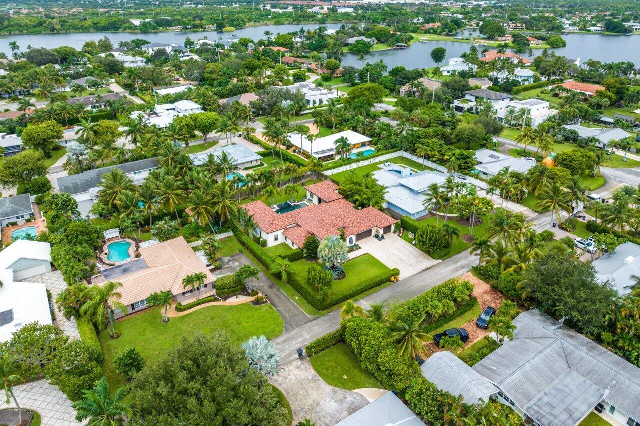 LAKE SHORE ESTATES - Residential