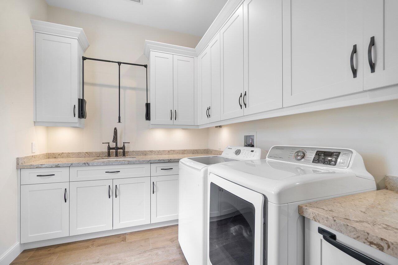 LAKE SHORE ESTATES - Residential