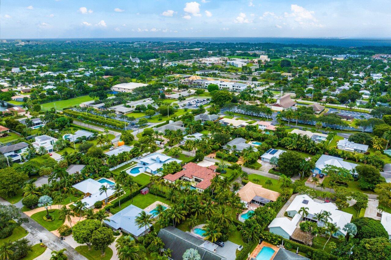 LAKE SHORE ESTATES - Residential