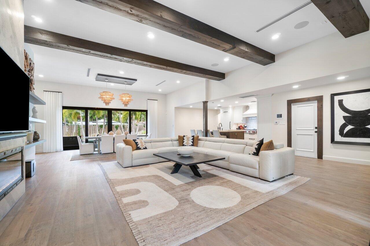 LAKE SHORE ESTATES - Residential