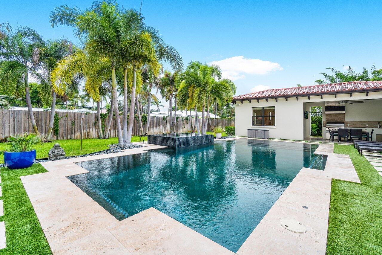 LAKE SHORE ESTATES - Residential