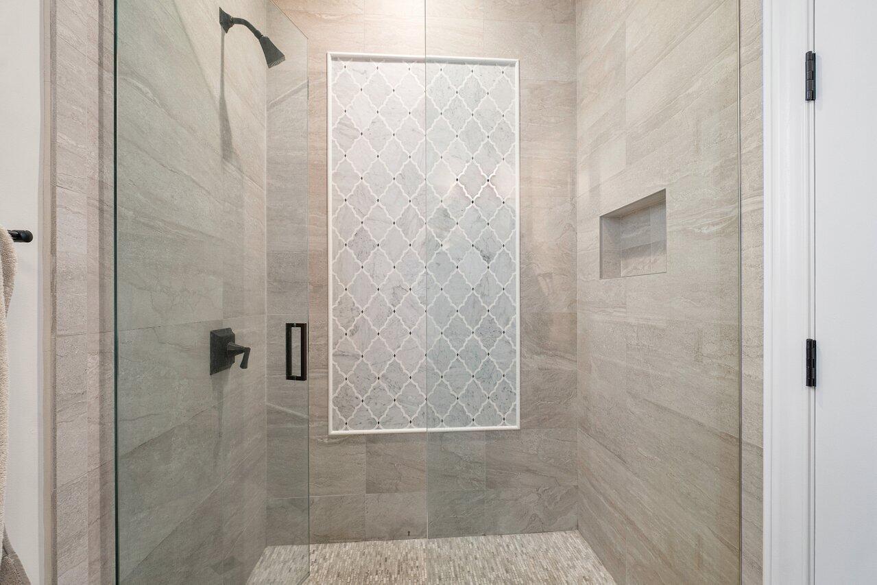 LAKE SHORE ESTATES - Residential