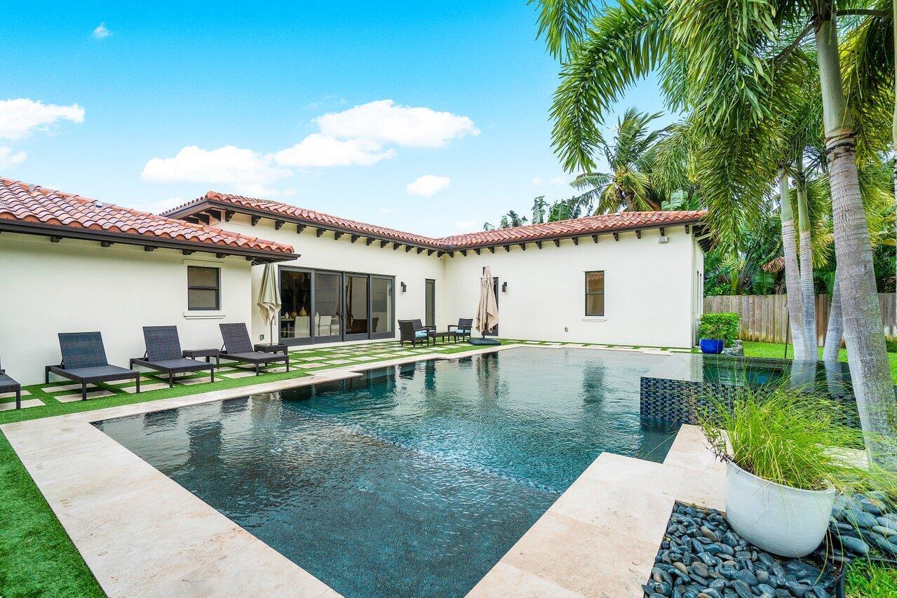 LAKE SHORE ESTATES - Residential