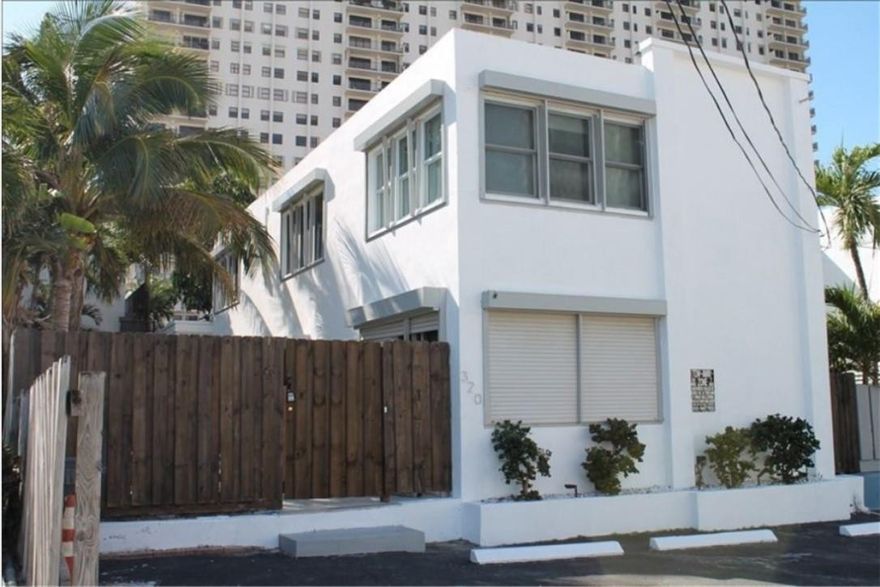 Rare opportunity to own a large, 2 story detached single family house, just steps from Hollywood beach. Great private courtyard. Master Bedrooms with ensuite bathrooms in 3 out of 4 bedrooms. Gas hot water/stove/dryer. Great location, quiet street. Currently run as a vacation rental. Reservations through end of 2020. Act fast!