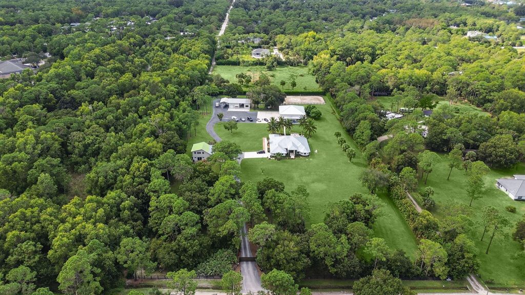 Photo of 17593 Winterhawk Trail, Jupiter, FL 33478 (MLS # R11154909)