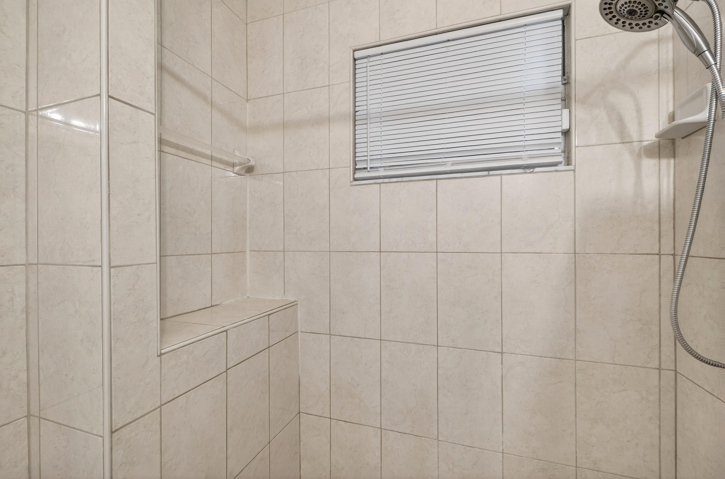 GREENACRES 2 - Residential