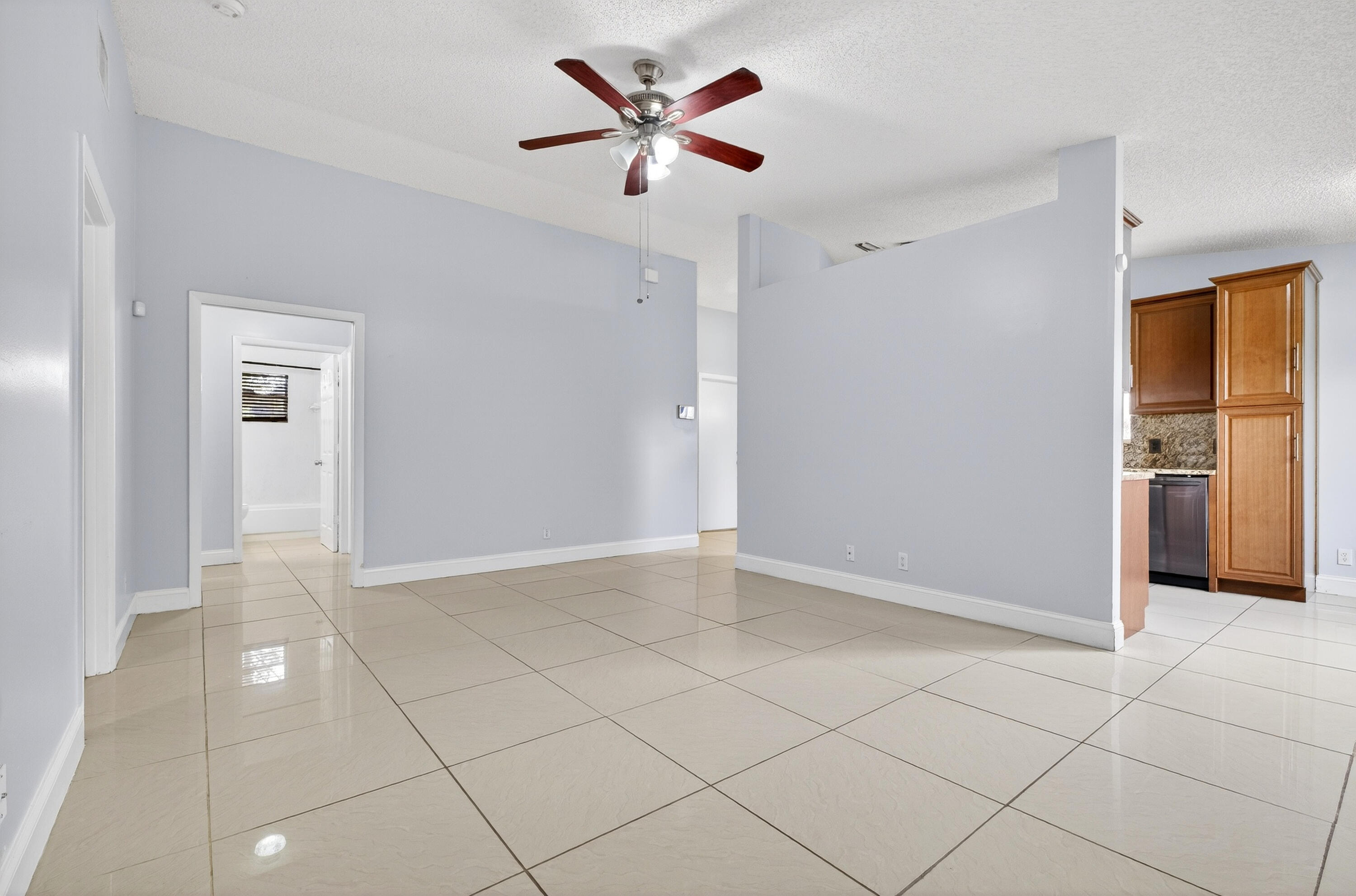 GREENACRES 2 - Residential