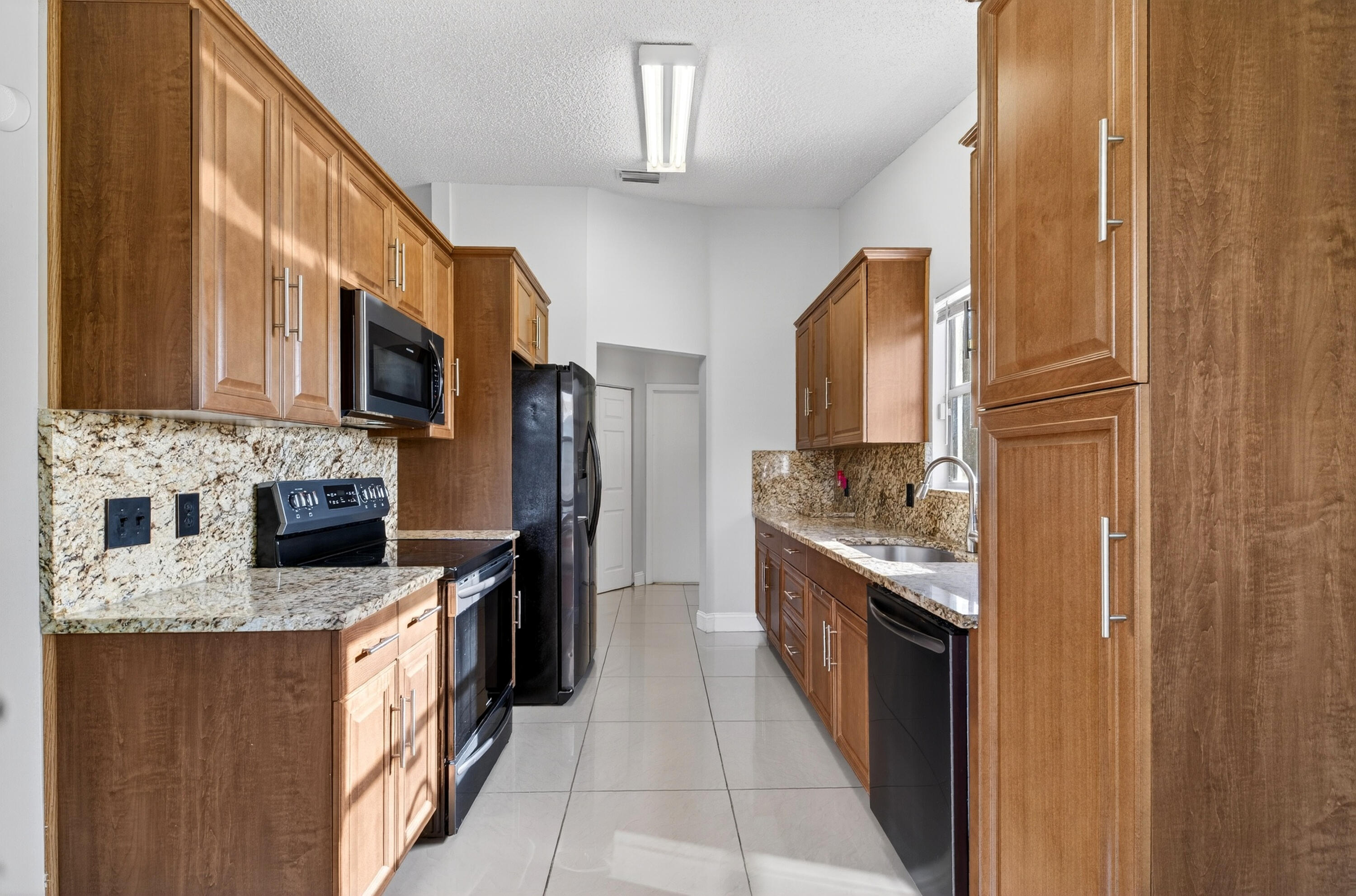 GREENACRES 2 - Residential