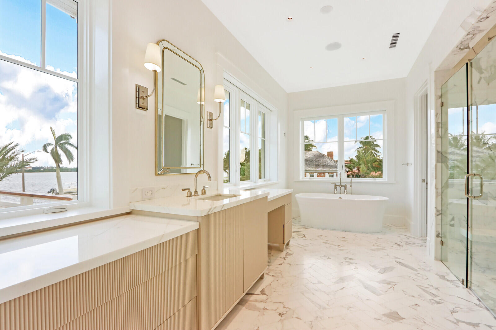 SANTA LUCIA - Residential