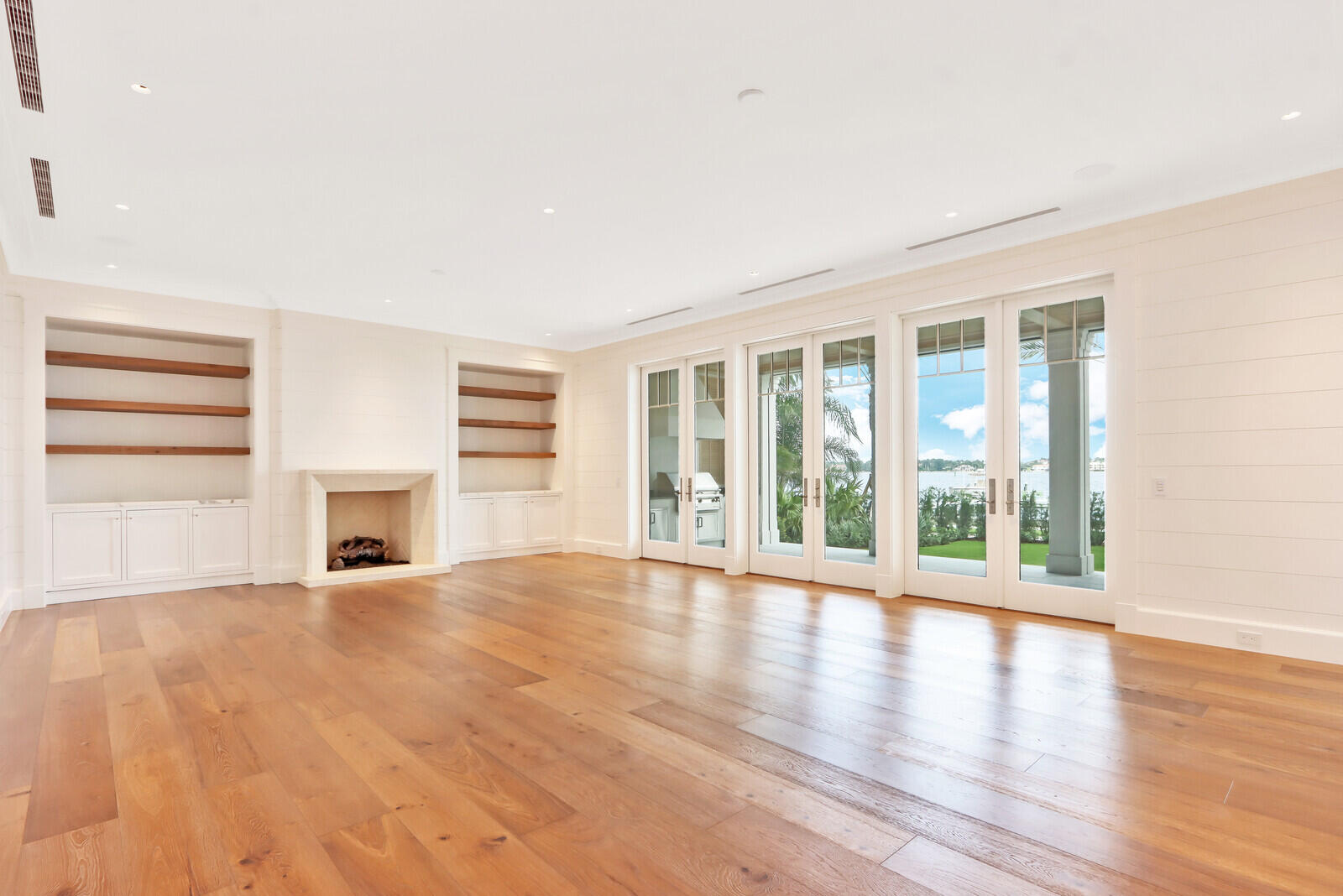 SANTA LUCIA - Residential