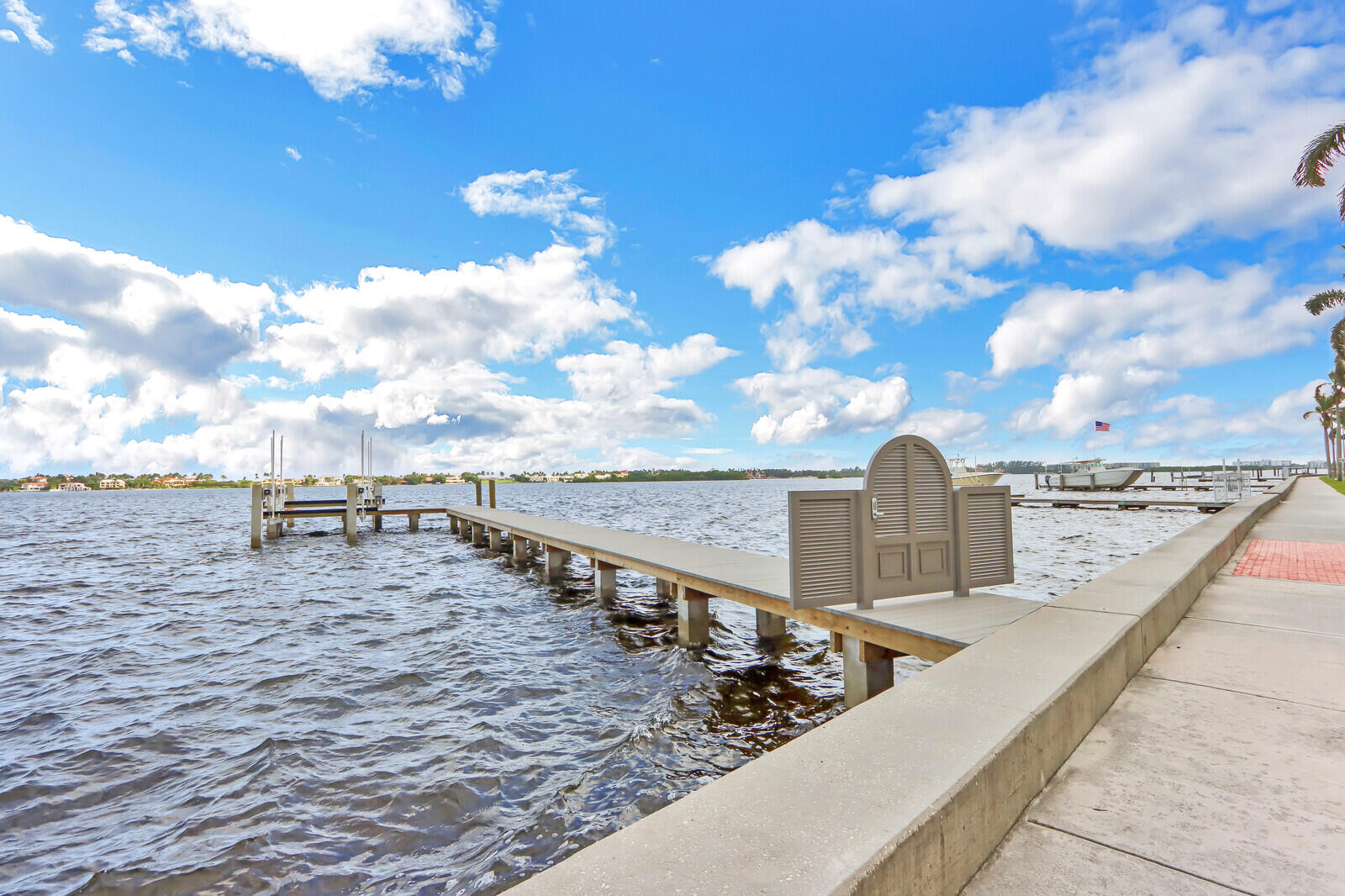 SANTA LUCIA - Residential