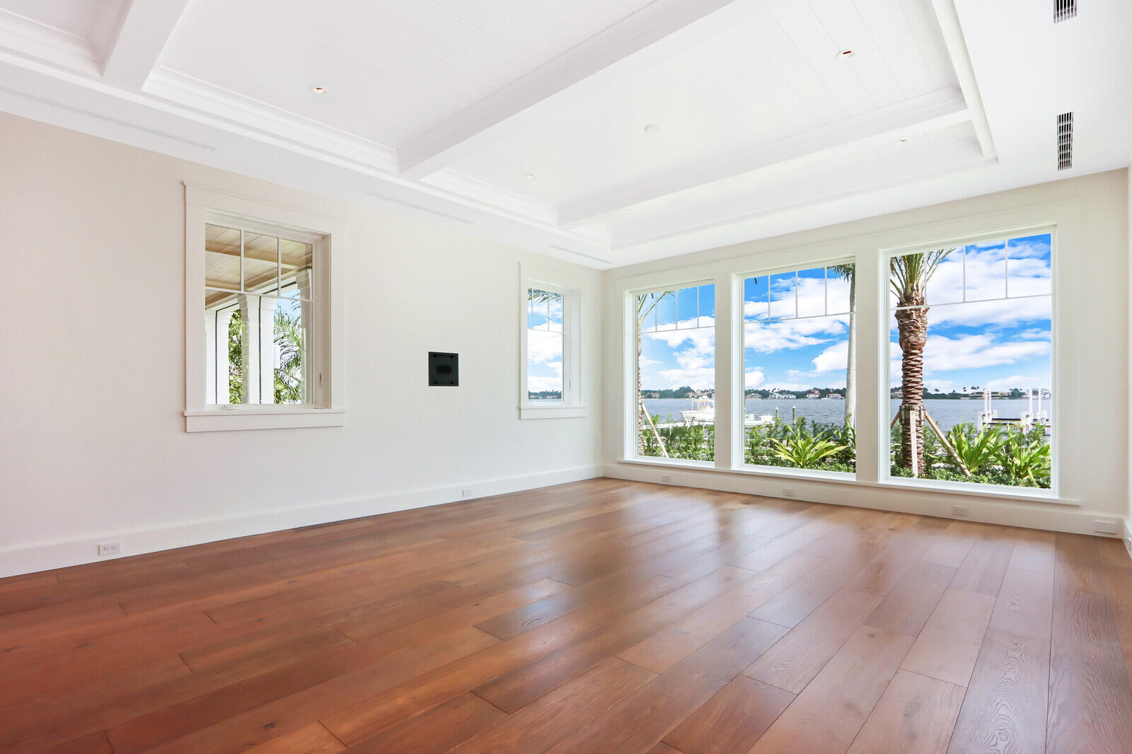 SANTA LUCIA - Residential