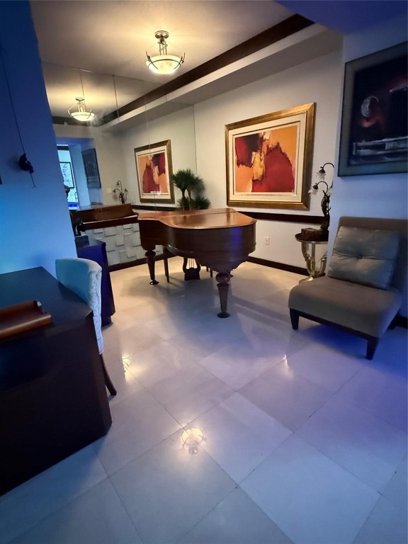 347 N New River Drive ph4