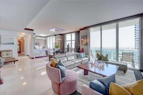 347 N New River Drive ph4