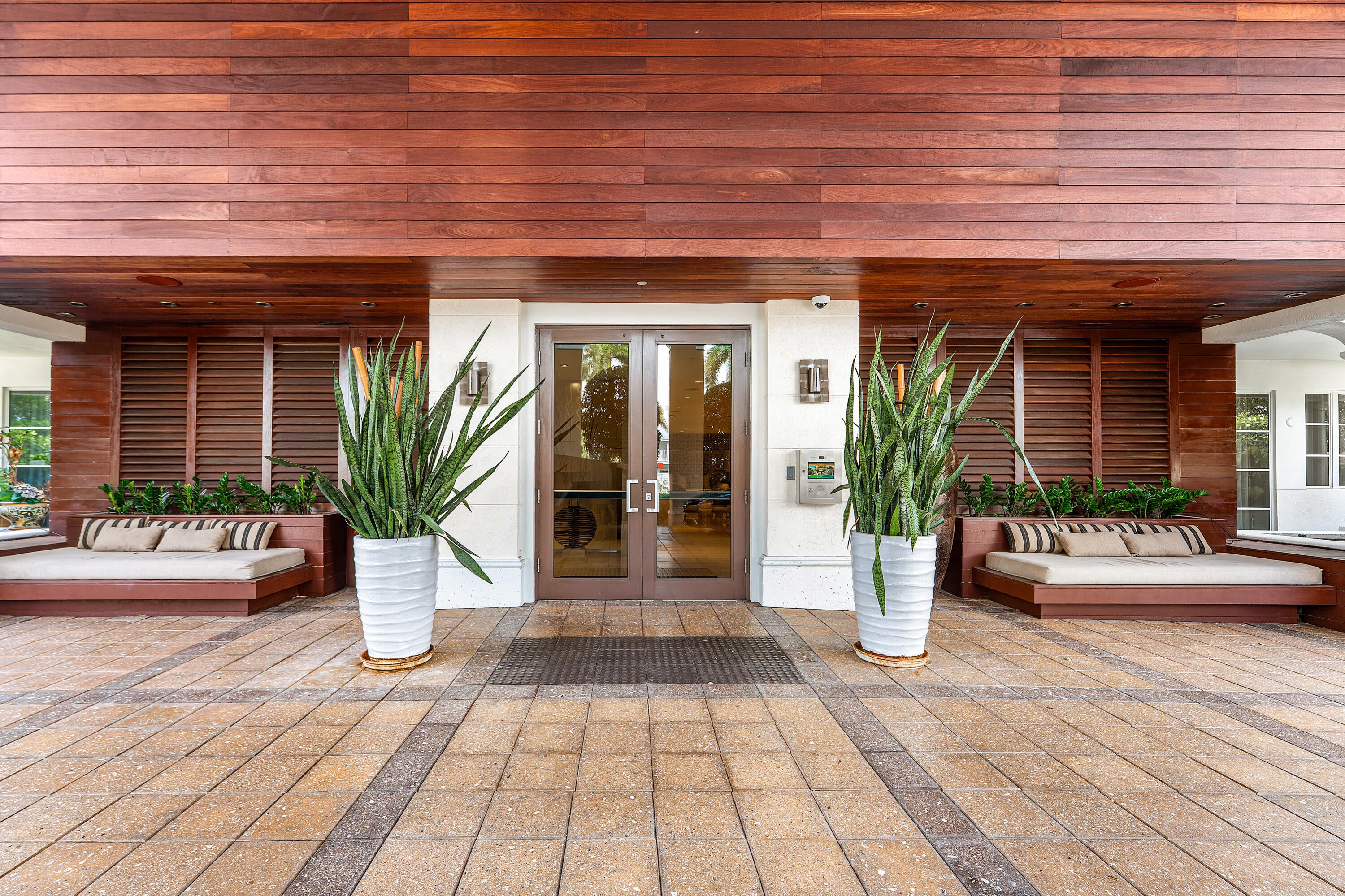 155 S OCEAN Avenue 305