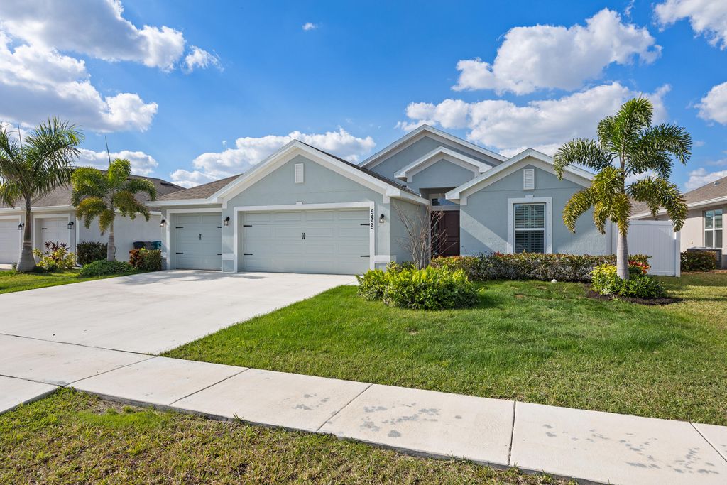 Photo of 5455 Lugo Street, Fort Pierce, FL 34951 (MLS # R10956446)
