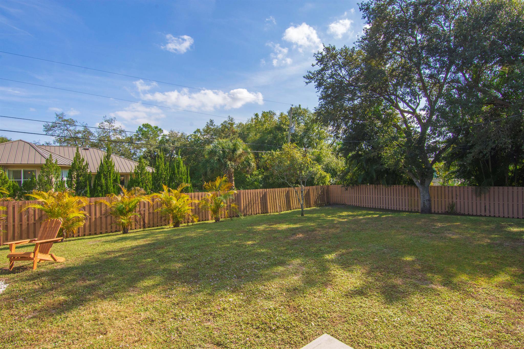 VERO LAKE ESTATES UNIT N - Residential