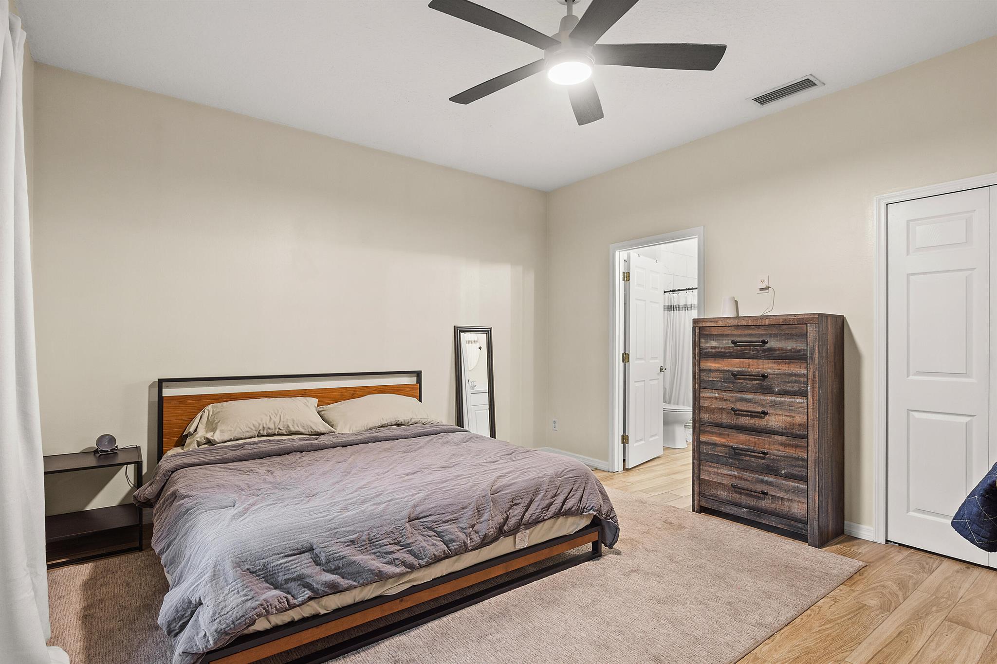 VERO LAKE ESTATES UNIT N - Residential