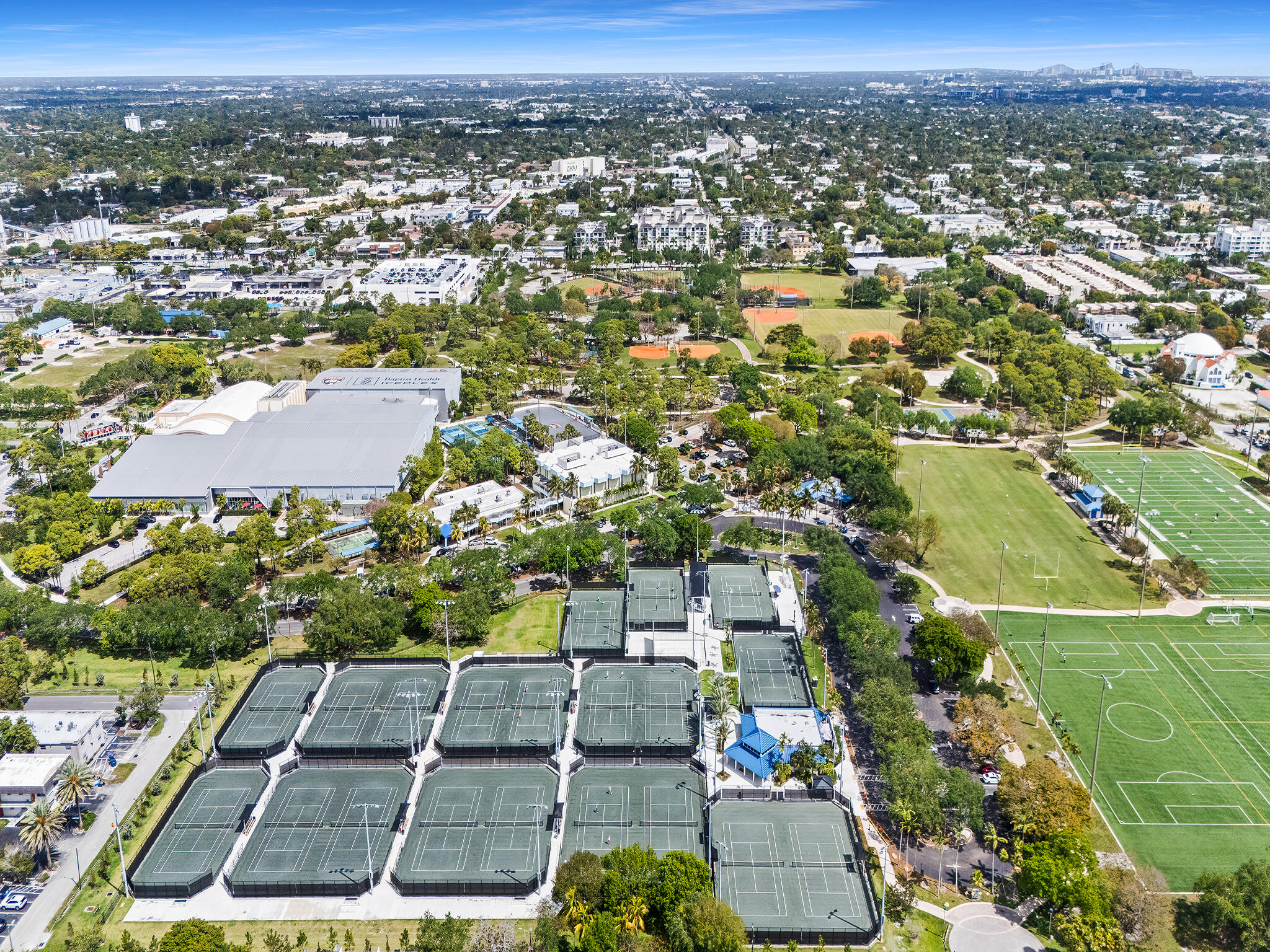 LAS OLAS PARK CORR PLAT - Residential Lease