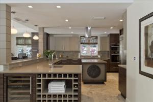 Ocean Terrace - Residential