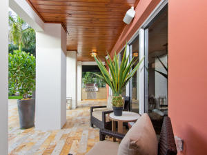 Ocean Terrace - Residential