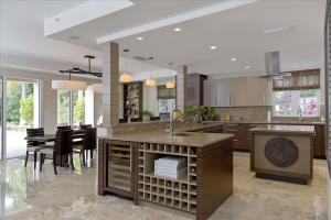 Ocean Terrace - Residential