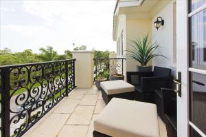 Ocean Terrace - Residential