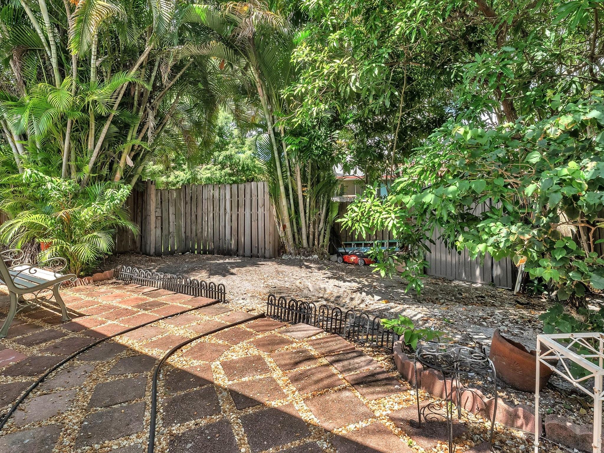 Applegreen Sub - Residential