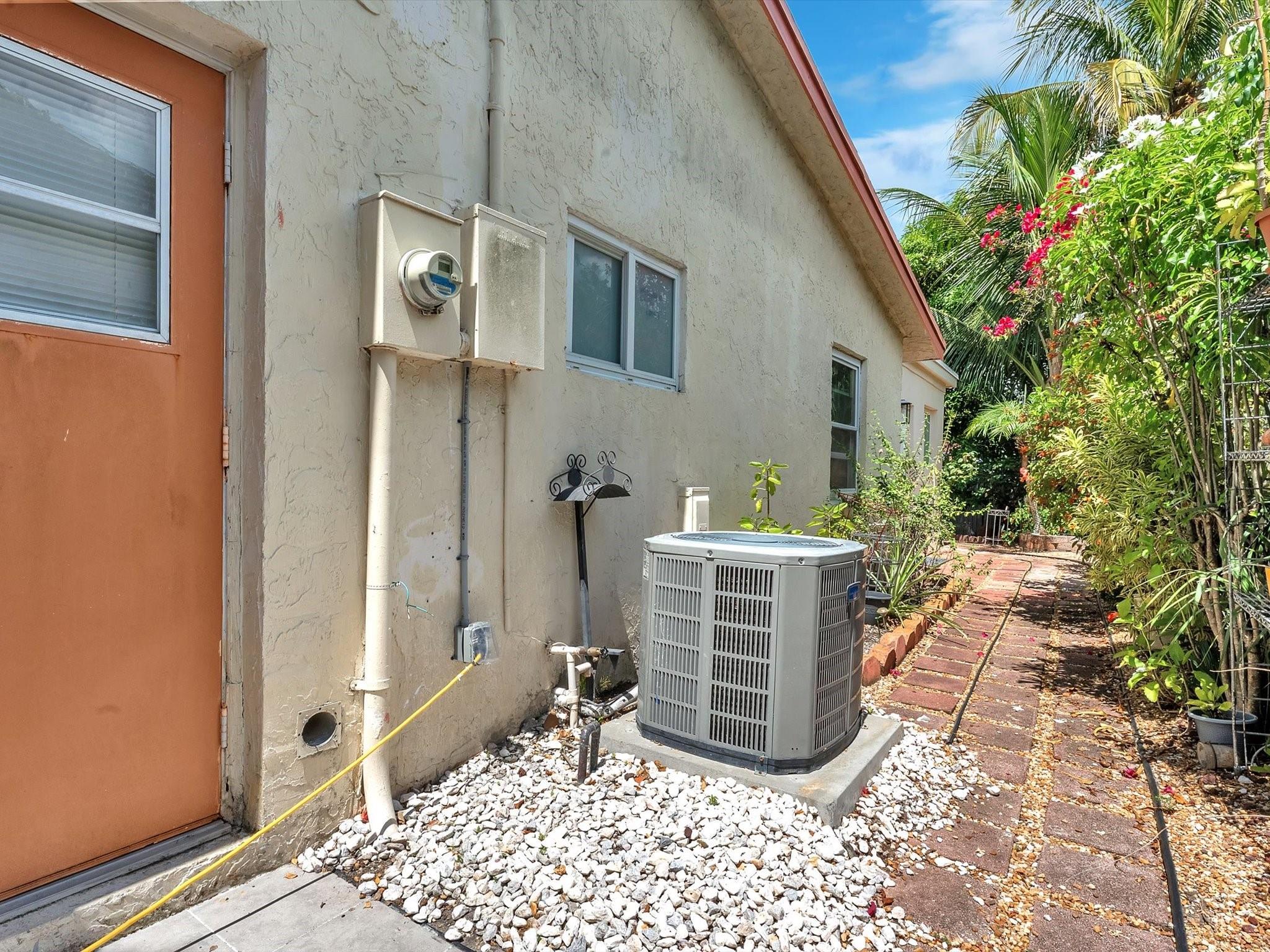 Applegreen Sub - Residential