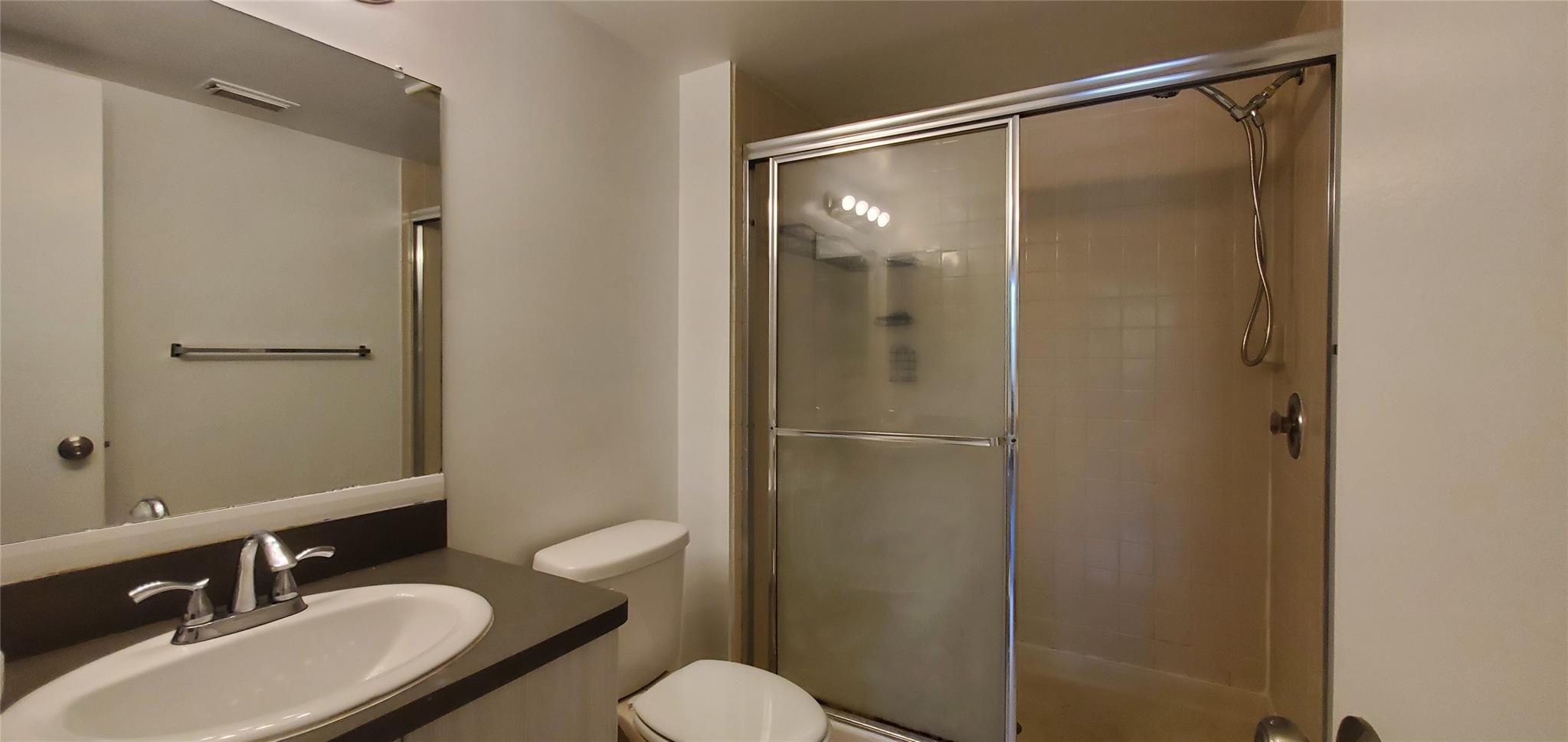 Edgewater Condo - Residential Lease