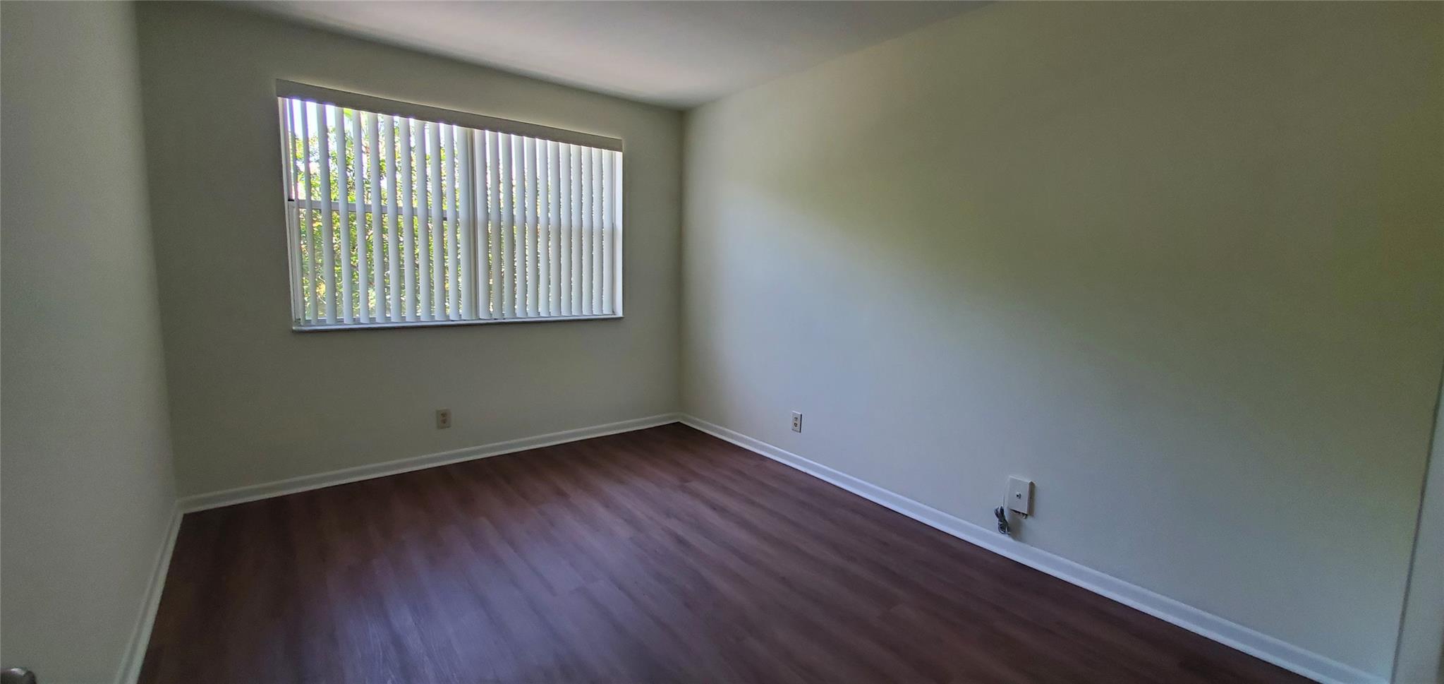 Edgewater Condo - Residential Lease